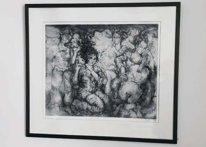 Happy Egle,self Check-in,ac, Parking In Garage Appartement