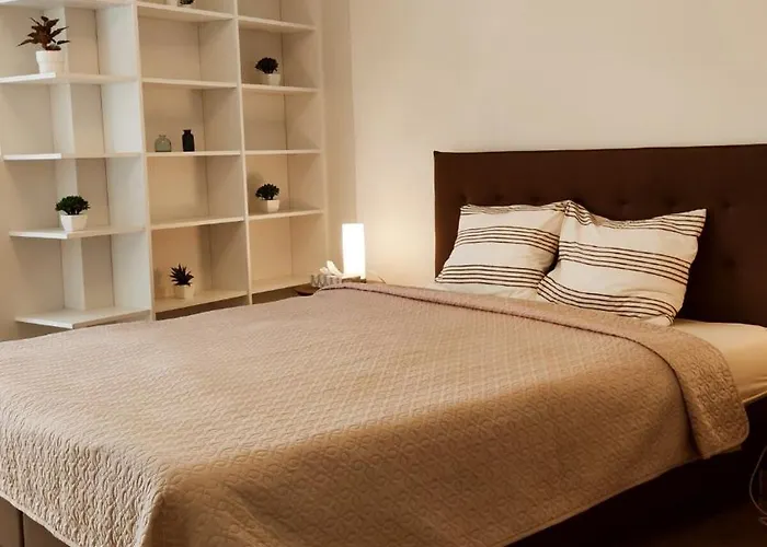 Happy Egle,self Check-in,ac, Parking In Garage Vilnius